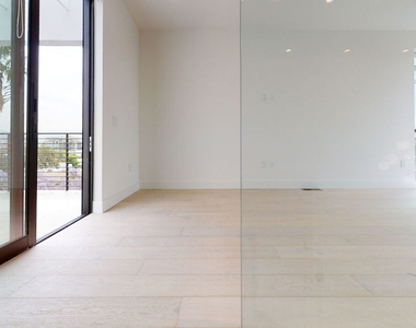105 S Doheny Drive - Photo Thumbnail 9