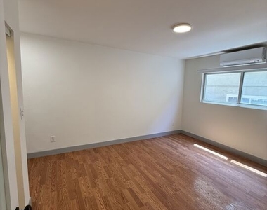 7769 Saint Bernard Street - Photo Thumbnail 9