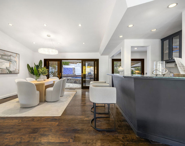 9596 Shirley Lane - Photo Thumbnail 14