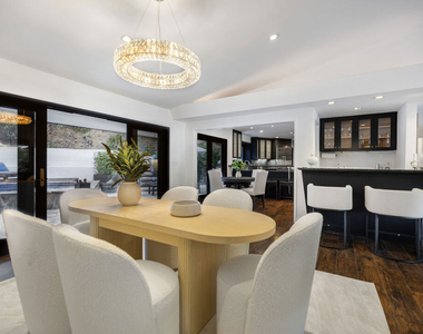 9596 Shirley Lane - Photo Thumbnail 12