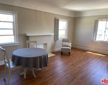 4535 W 11th Place - Photo Thumbnail 5