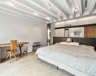816 Seward Street - Photo Thumbnail 21