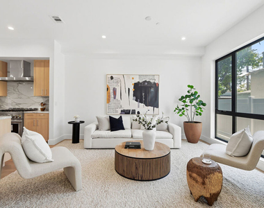 4095 Sawtelle Boulevard - Photo Thumbnail 12