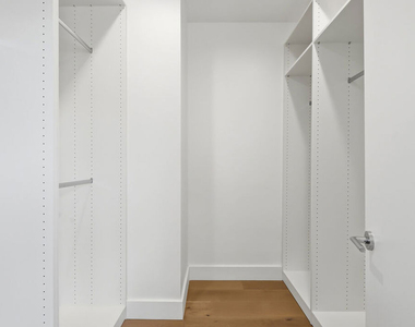 4095 Sawtelle Boulevard - Photo Thumbnail 29