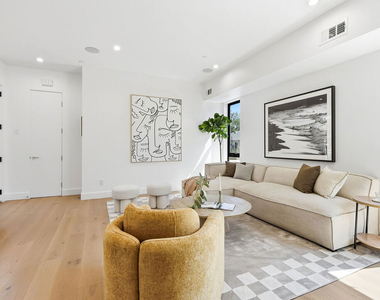 4095 Sawtelle Boulevard - Photo Thumbnail 6