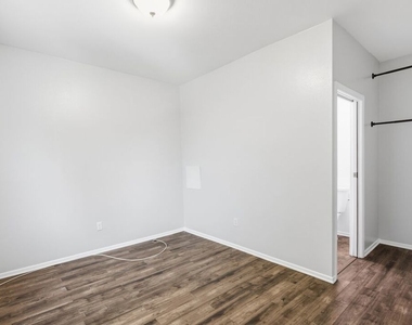 171 E 35th Street - Photo Thumbnail 19