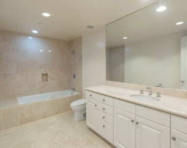 14445 Mulholland Drive - Photo Thumbnail 23