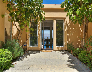 14445 Mulholland Drive - Photo Thumbnail 3