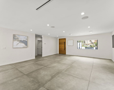 6459 Colgate Avenue - Photo Thumbnail 6
