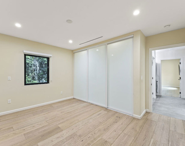 6459 Colgate Avenue - Photo Thumbnail 18