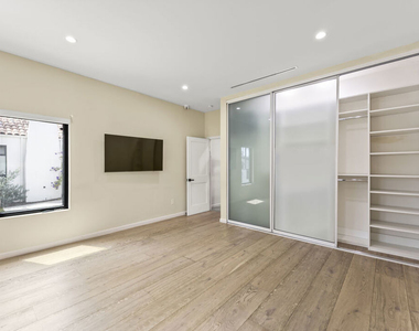 6459 Colgate Avenue - Photo Thumbnail 14