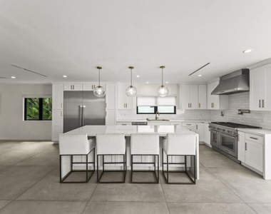 6459 Colgate Avenue - Photo Thumbnail 10