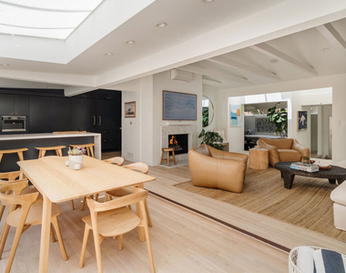712 San Lorenzo Street - Photo Thumbnail 5