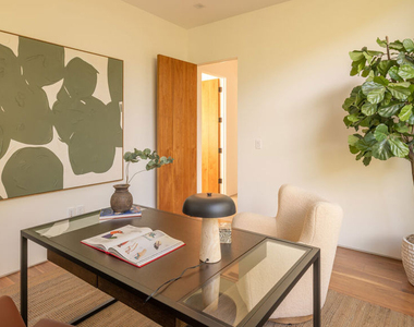 12752 Mulholland Drive - Photo Thumbnail 27