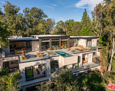 12752 Mulholland Drive - Photo Thumbnail 46