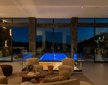 12752 Mulholland Drive - Photo Thumbnail 51