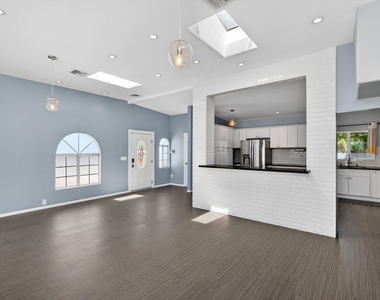 6292 Lubao Avenue - Photo Thumbnail 7