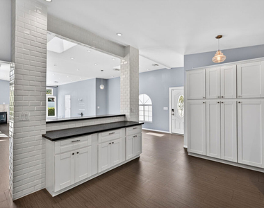 6292 Lubao Avenue - Photo Thumbnail 12