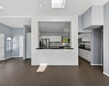 6292 Lubao Avenue - Photo Thumbnail 6