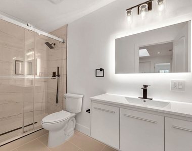 5890 Fairhaven Avenue - Photo Thumbnail 9