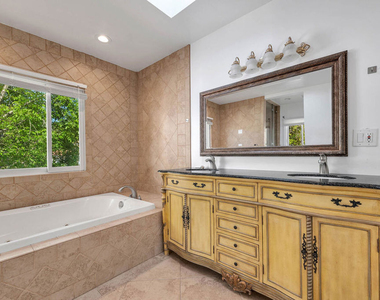 5890 Fairhaven Avenue - Photo Thumbnail 19