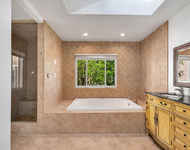 5890 Fairhaven Avenue - Photo Thumbnail 17