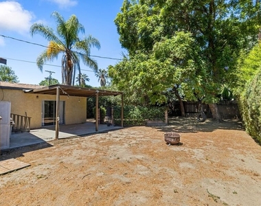 5723 Stansbury Avenue - Photo Thumbnail 17