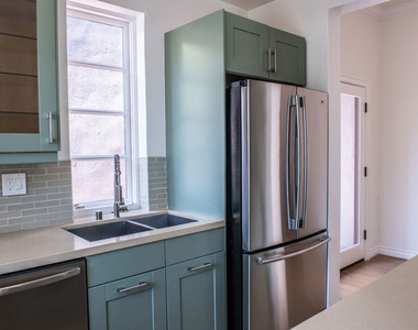 8655 Hillside Avenue - Photo Thumbnail 7