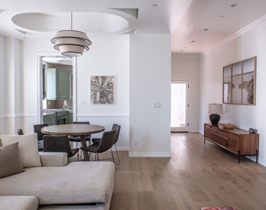8655 Hillside Avenue - Photo Thumbnail 3
