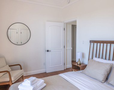 8655 Hillside Avenue - Photo Thumbnail 16