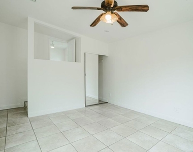 5917 Bartmus Street - Photo Thumbnail 22