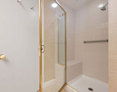 2132 Century Park Lane - Photo Thumbnail 31