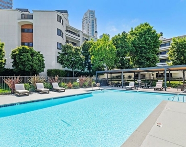 2132 Century Park Lane - Photo Thumbnail 43