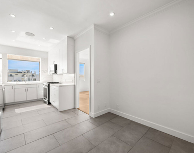 106 N Croft Avenue - Photo Thumbnail 16