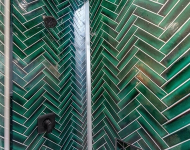 7507 1/2 Lexington Avenue - Photo Thumbnail 12