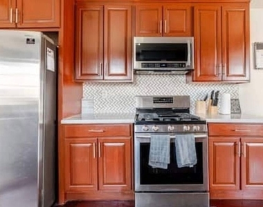 2900 W 80th Street - Photo Thumbnail 10