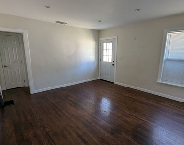 14156 Friar Street - Photo Thumbnail 4