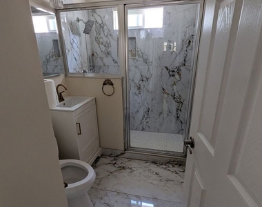 14156 Friar Street - Photo Thumbnail 7