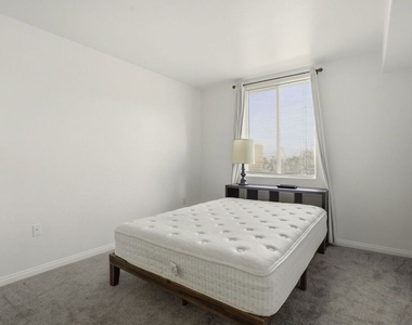3740 Santa Rosalia Drive - Photo Thumbnail 11