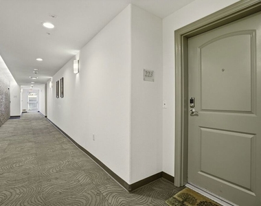 3740 Santa Rosalia Drive - Photo Thumbnail 17
