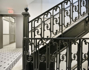 108 W 2nd Street - Photo Thumbnail 14