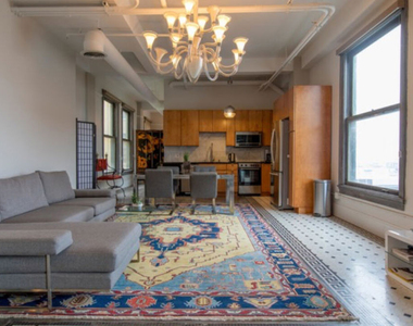 108 W 2nd Street - Photo Thumbnail 2