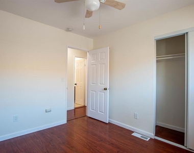 1319 Grand Ave. - Photo Thumbnail 12