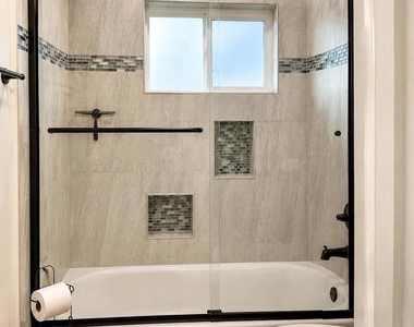 3034 Newell Street - Photo Thumbnail 8