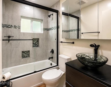 3034 Newell Street - Photo Thumbnail 7