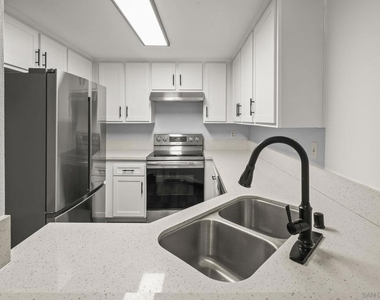 3980 60th St - Photo Thumbnail 1