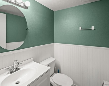 3980 60th St - Photo Thumbnail 12