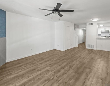 3980 60th St - Photo Thumbnail 6