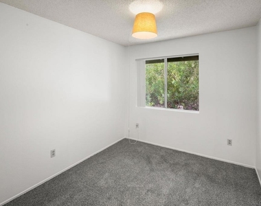 3980 60th St - Photo Thumbnail 29