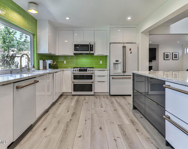 643 Arroyo Oaks Drive - Photo Thumbnail 3